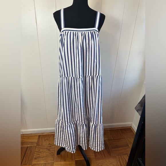Universal Thread Goods Co. Blue and White Striped Women’s XXL Tiered Maxi Dress - Picture 3 of 9
